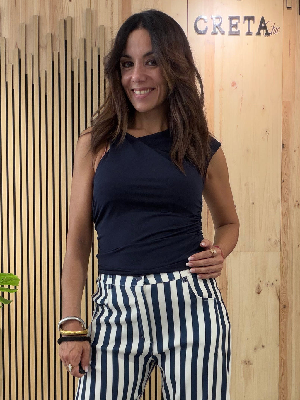 Top Navy Chic
