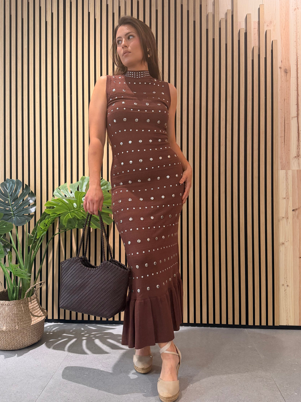 Vestido Moca Tachas