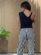 Top Navy Chic