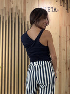 Top Navy Chic