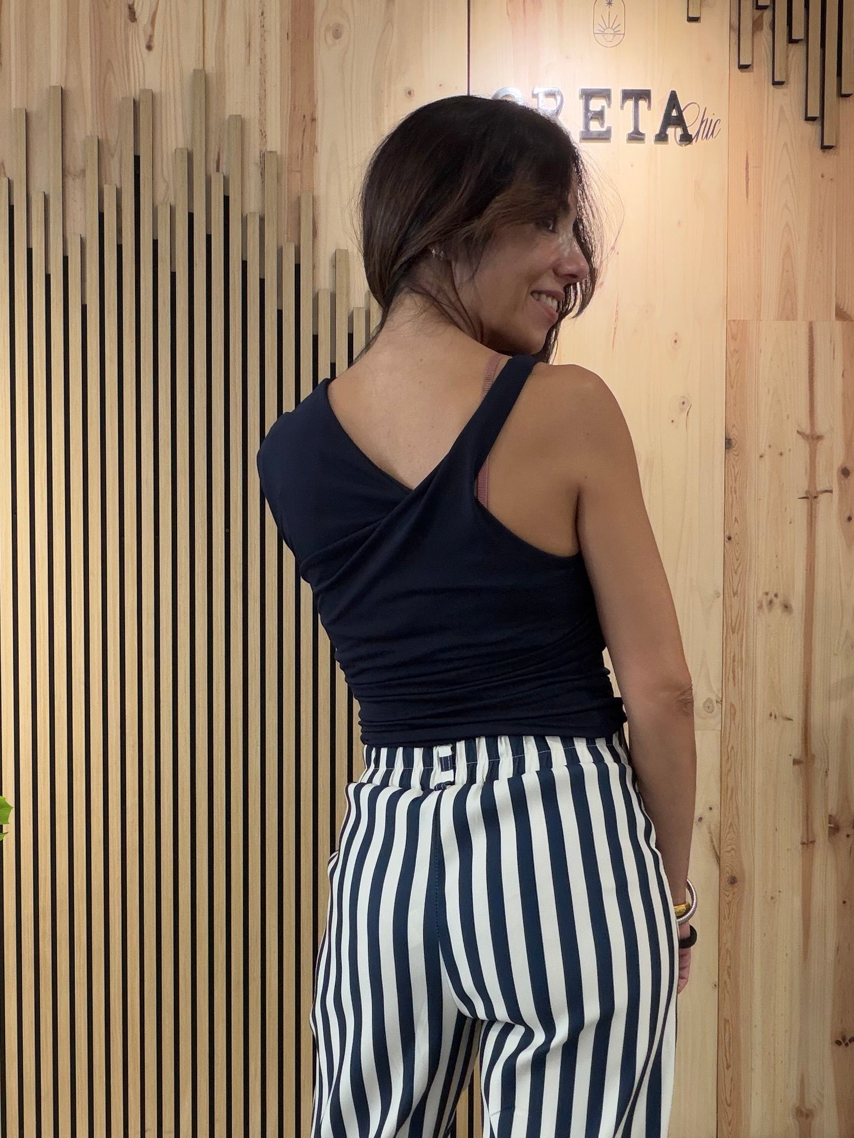 Top Navy Chic