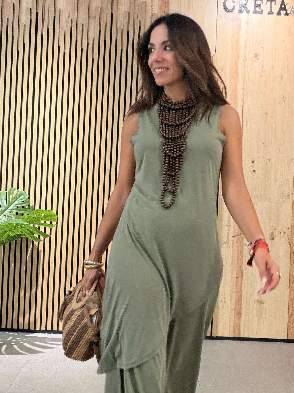 Collar Ebano